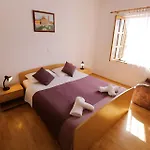 Armitage Apartment *
